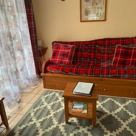 Jolie Aux Estives Vue Montagne